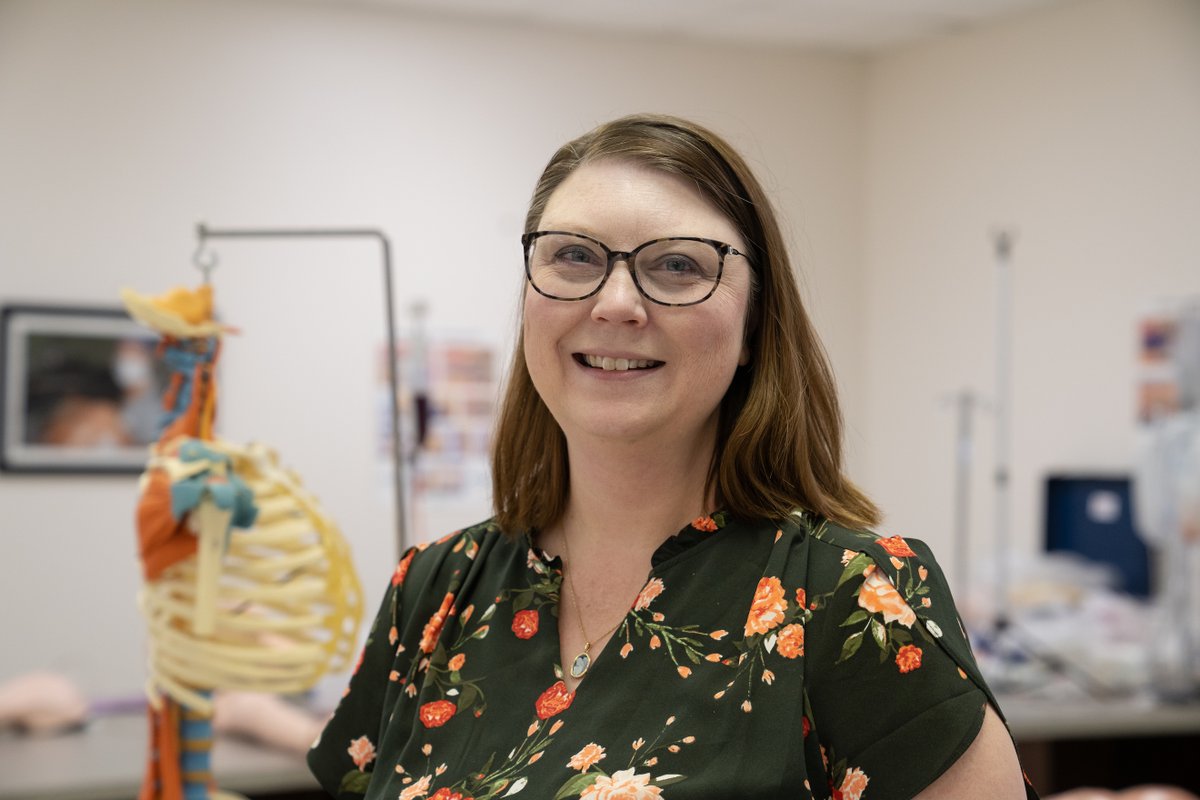 mountmarty's tweet photo. Dr. Andrea Roberts, CRNA/DNAP program director at Mount Marty, grew up with a soft heart and a passion to give back and help others—qualities that have led to her 30-year—and counting—career in healthcare. Read the full article here: https://t.co/XvGrPHkC1v https://t.co/ANX5jdXaso
