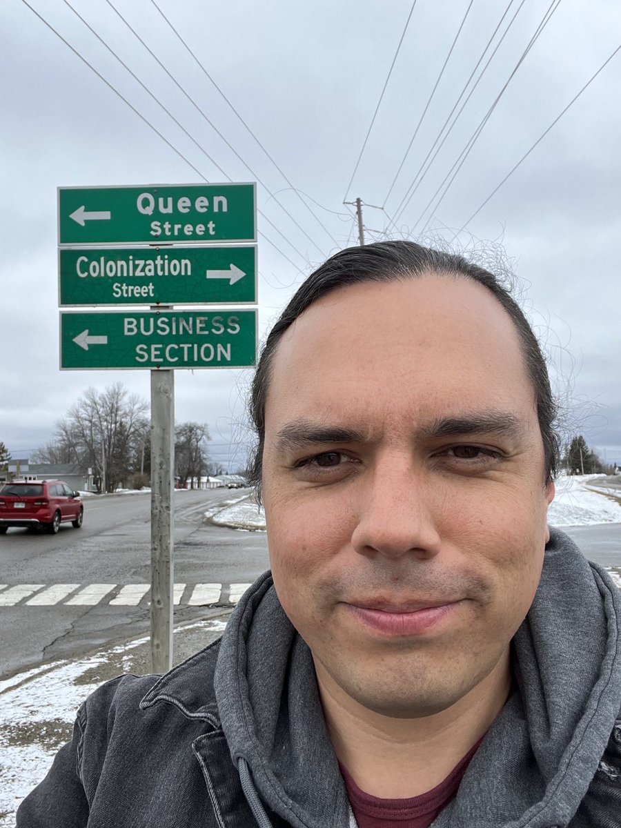 nickwestes's tweet photo. Canada in three signs. https://t.co/OWDh43wHIi