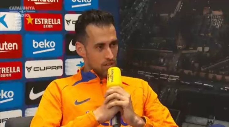 medinafut's tweet photo. 🗣🎙Busquets: "¿Consejos para Gavi y Araujo? El que se va se arrepiente". #fcblive https://t.co/1PXAMo2CE3