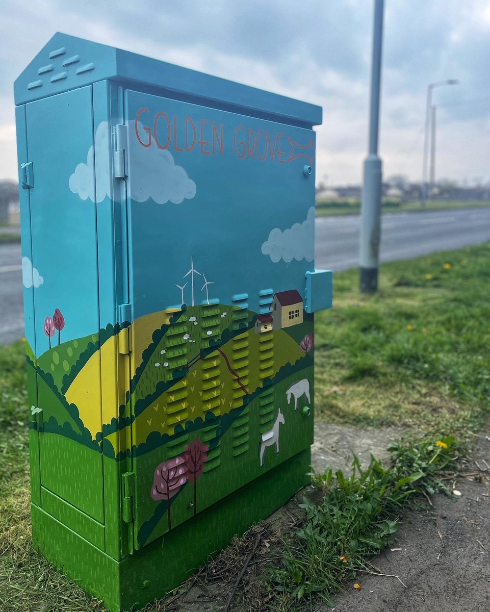 CllrAStevens's tweet photo. Great to see the first of the new paintings we commissioned back in February with @freshcreativeco has been completed.
Keep an eye out for the next ๐
@NicolaMatthew16
#penyrheol #gorseinon #grovesend #mural #streetart #backbritishfarming https://t.co/Dh9hGQnVcE