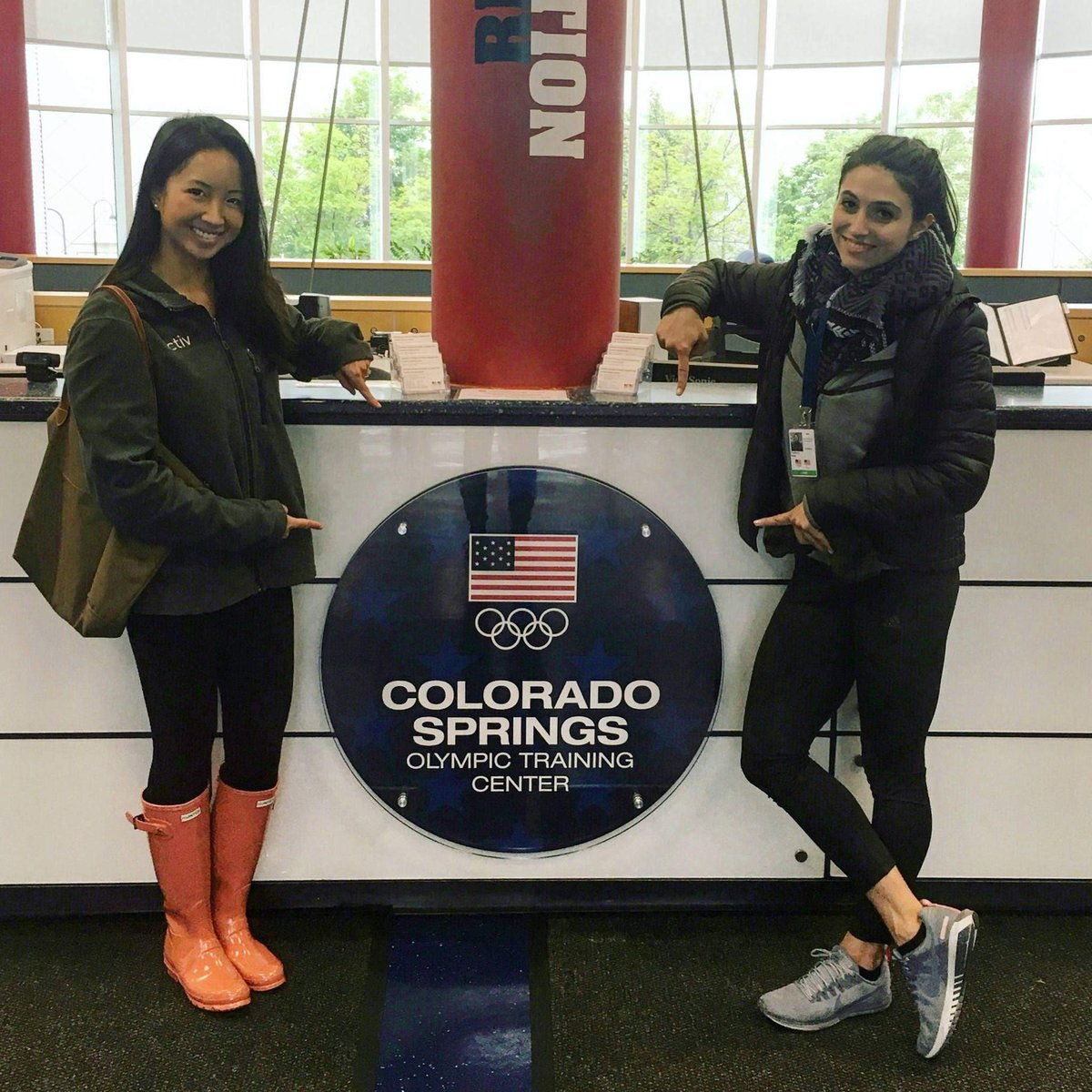 doctortheaLS's tweet photo. When traveling counts as working…with my talented friend 🤺. NYC ➡️ Colorado Springs ➡️ where next?! Stay tuned! #sportsmedicine #fencing #WomenInMedicine @Francesca_Bassa https://t.co/og0bPdDsTF