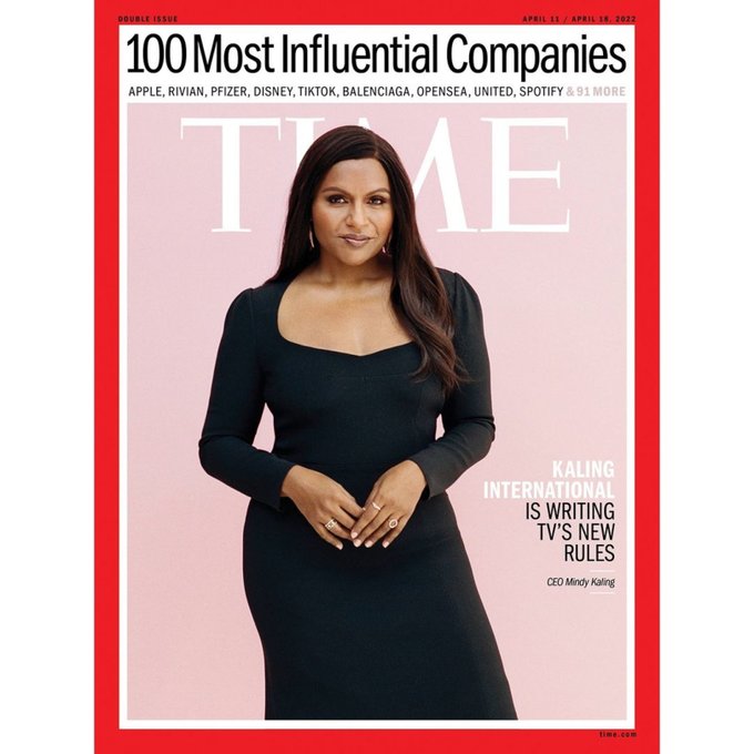 MINDY KALING FPHNk5xVEAUXPJr?format=jpg&name=small