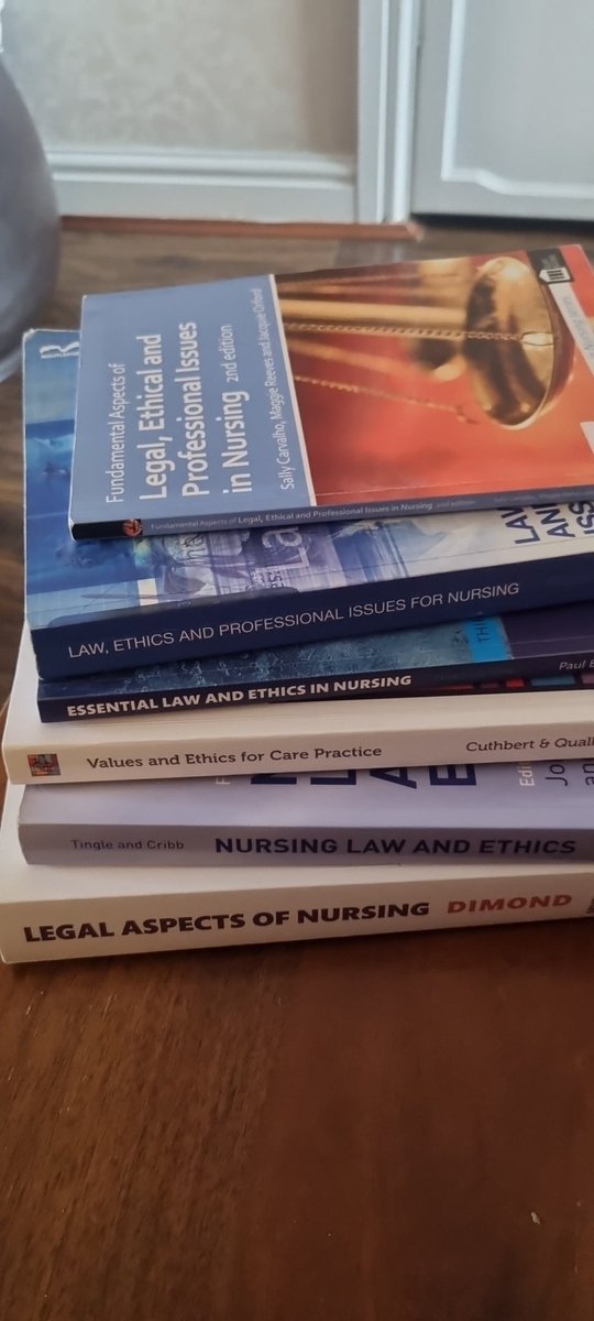 RhianVaulters's tweet photo. Tell me you're doing a law essay without telling me you're doing  law essay🤦🏻‍♀️#USW #adultnursing #studentnurse #assignment https://t.co/8dALJh4uaV