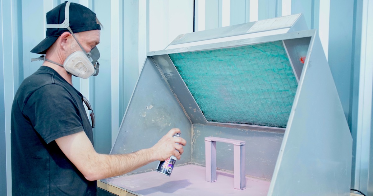 bloqsuk's tweet photo. Introducing a brand new addition at Bloqs - the Mini Spray Hood ๐ฅ now available by the superb new spray booths. A quick, easy and safe way to spray smaller work pieces. This is open to all members with a booking and free to use.
#buildingbloqs #makersgonnamake #creativity https://t.co/0w8DLmihsK
