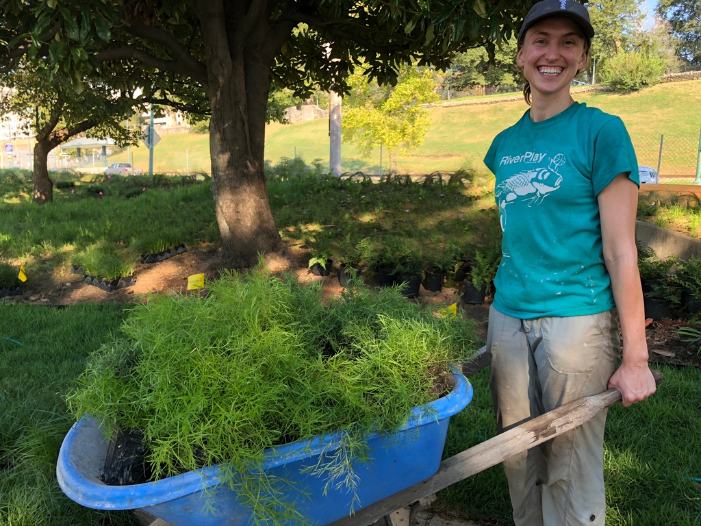 MemRiverParks's tweet image. Women of the Riverfront 🌊  Meg Johnson and Jasmine Stokes are new additions to the Memphis River Parks team but that hasn't stopped them from leading AMAZING projects around the riverfront since day one! 〽️💙⁠ [Full bio on IG/FB]
⁠