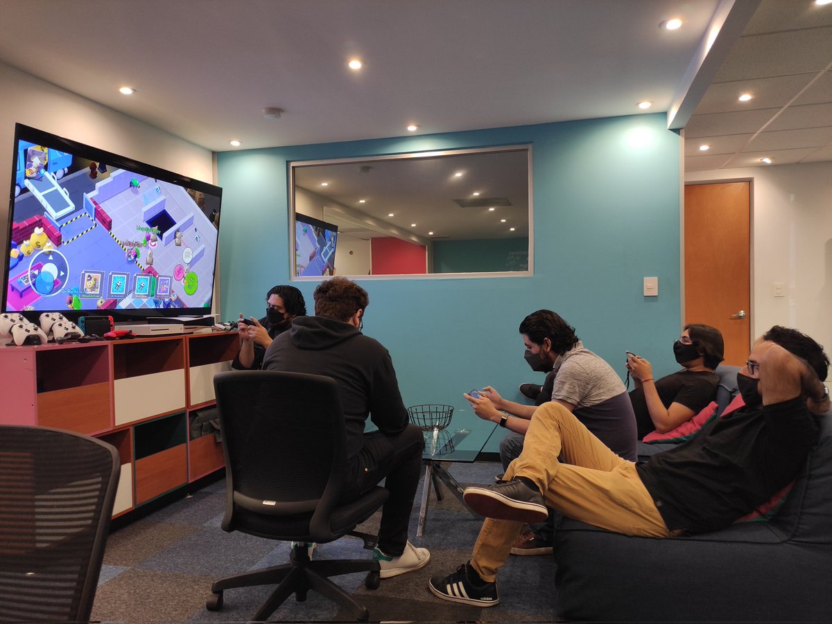 BistroAparto's tweet photo. Híjole... Amo mi trabajo
#CreateforLife
#Katz
#Games
#WorkInTheFuture https://t.co/hW4lKfQPCD