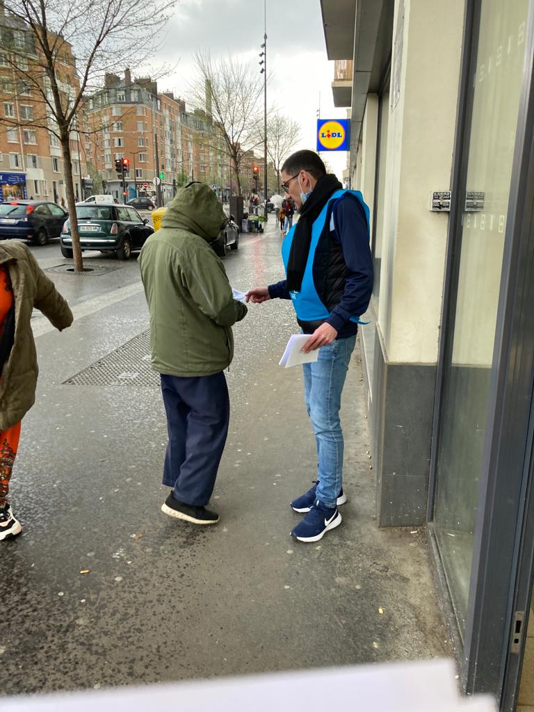 BenjaminMallo's tweet photo. Très bon accueil malgré le froid et la pluie pour le projet @ZeroChomeurLD ! Réunion d'information collective le 14/04 à 14h30 à la Maison Des Associations ! Retrouvez nous demain après-midi en déambulation rue Rostropovitch et devant l'école Bréchet à 16h15. Merci à l'EDL ! https://t.co/Da4uEzvlZZ