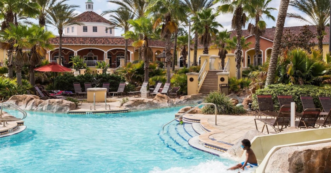 RegalPalmsClub's tweet photo. A Splashing Good Time Awaits You At The Regal Palms  🌊
Join Us This Weekend for Our Poolside Movies, Scavenger Hunts and Arts and Crafts.

#regalpalmsflorida #regalpalms #regalclubhouse #familyfun #floridavacation #floridaliving #orlandovacation #tropical #paradise https://t.co/2ykMHxXHBR