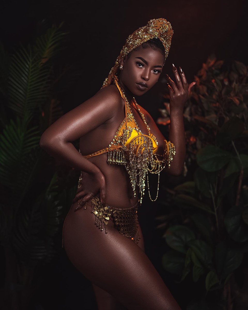 azanaofficial_'s tweet photo. New Music Loading. https://t.co/vmv2hsazoR
