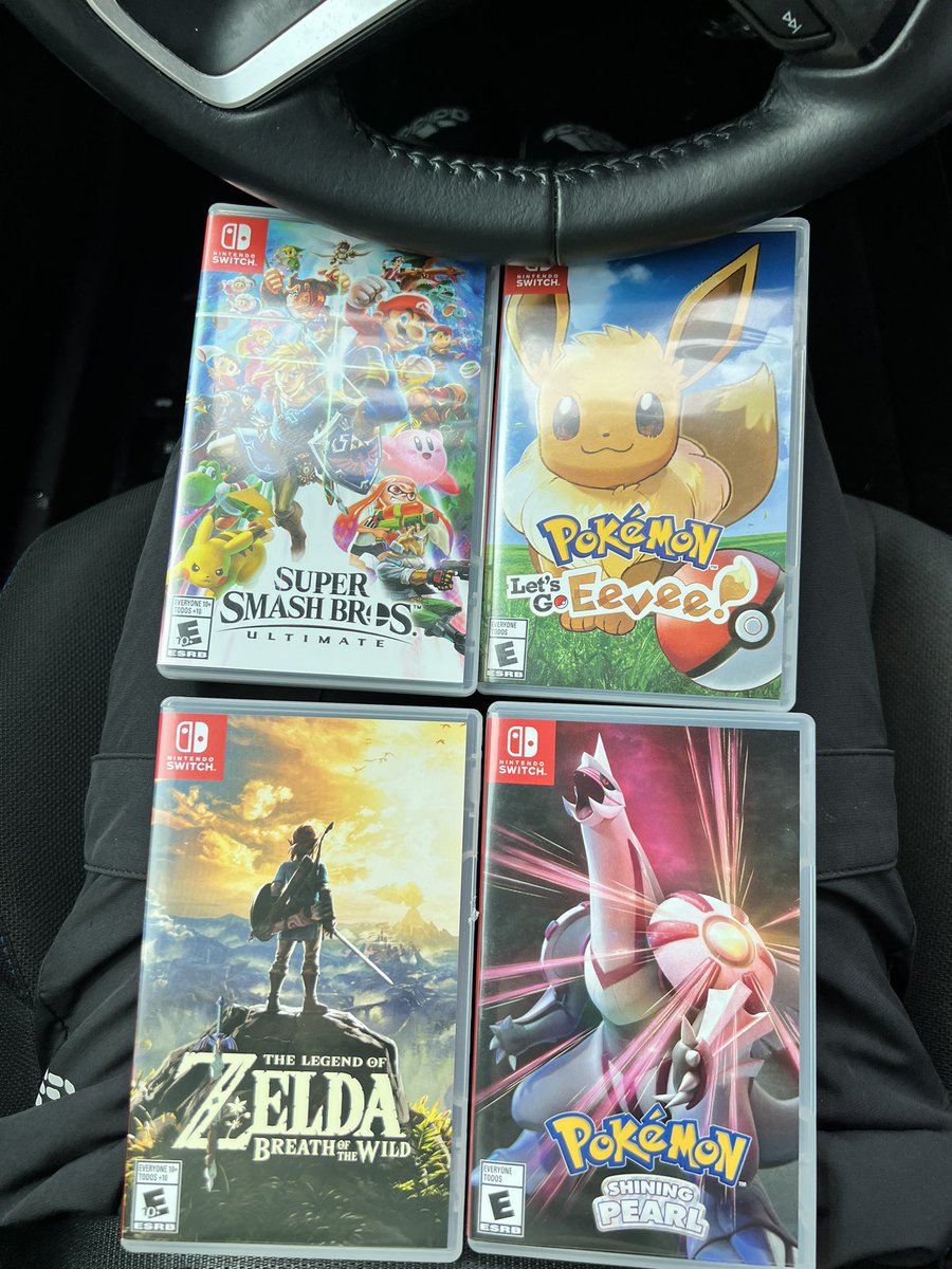 remurdyyy's tweet photo. just picked these up. selling them on ebay for about $40 but if anyone here wants them i’ll do $30 + $5 shipping 🙏 lemme know https://t.co/QRfoKHqrEj