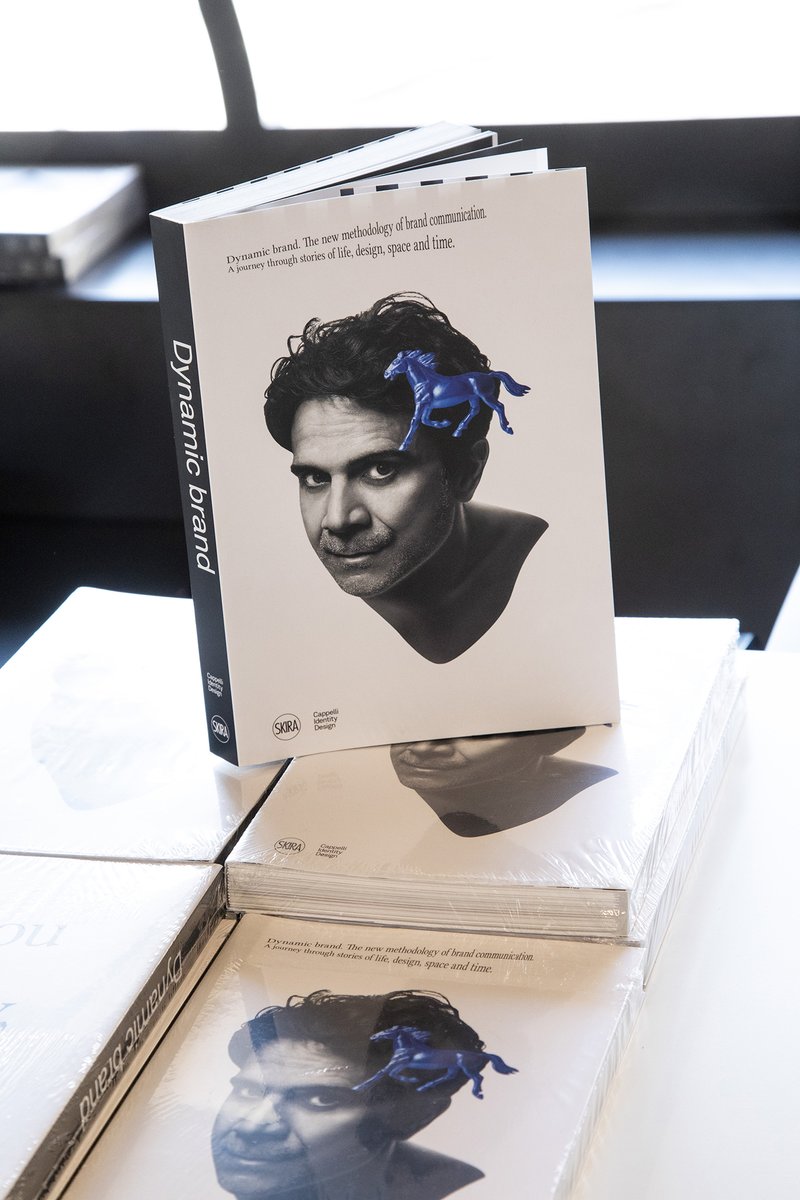 lucarallo's tweet photo. Nelle #OGRTech è stato presentato #DynamicBrand, il libro di @CappelliDesign pubblicato da @SkiraEditore che mostra una nuova metodologia della comunicazione di brand.
Ne parlo in questo post https://t.co/bSk2GgC8ec su @the_StorySquare
#CappelliDesign #SoWeDesign #WeAreOgr https://t.co/Kuhwo1sNgT