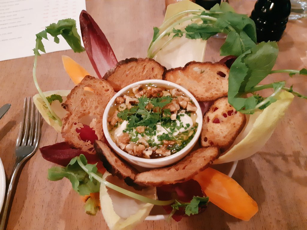 The MICHELIN Guide (@michelinguideuk) on Twitter photo There's really good cooking <a href="/Pompetterestau1/">Pompette_restaurant</a> #Oxford👌
guide.michelin.com/en/oxfordshire… There's really good cooking <a href="/Pompetterestau1/">Pompette_restaurant</a> #Oxford👌
guide.michelin.com/en/oxfordshire…