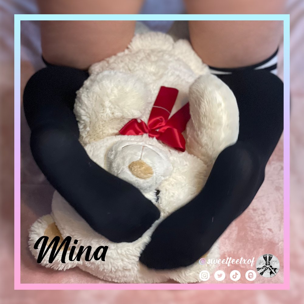 Welcome dear🧸💕, nice to meet you!🥰🦶🏻 About me: I'm Mina and I'm into everything that's #soft and #cuddly. I'm spending most of my time, watching #anime and #playing video games. Love&hugs, Mina!🧸💕 #soles #feet #füße #findom #socks #sockslave #feetpic