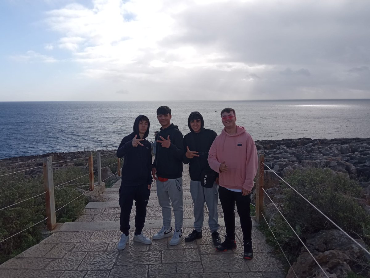 Otra tanda del día de hoy.
<a href="/HBSTORREJON/">Humanitas Torrejón</a>