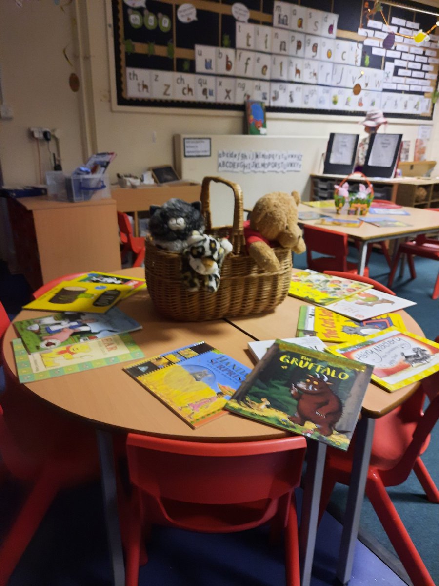 We loved welcome our EYFS pupils to school today for a 'hoppy' reading treat! 🐣