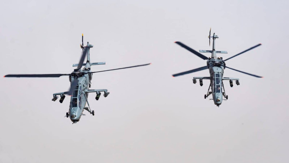 IAF_MCC's tweet photo. In another step towards becoming #AtmanirbharBharat, #CCS has approved procurement of 10 Light Combat Helicopters (LCH) for #IAF and 05 for #IA.

A potent platform, #LCH has one of the highest operating altitudes among the combat heptrs in the world.

https://t.co/MF0dzIHaj7 https://t.co/yxVmsBx4mi