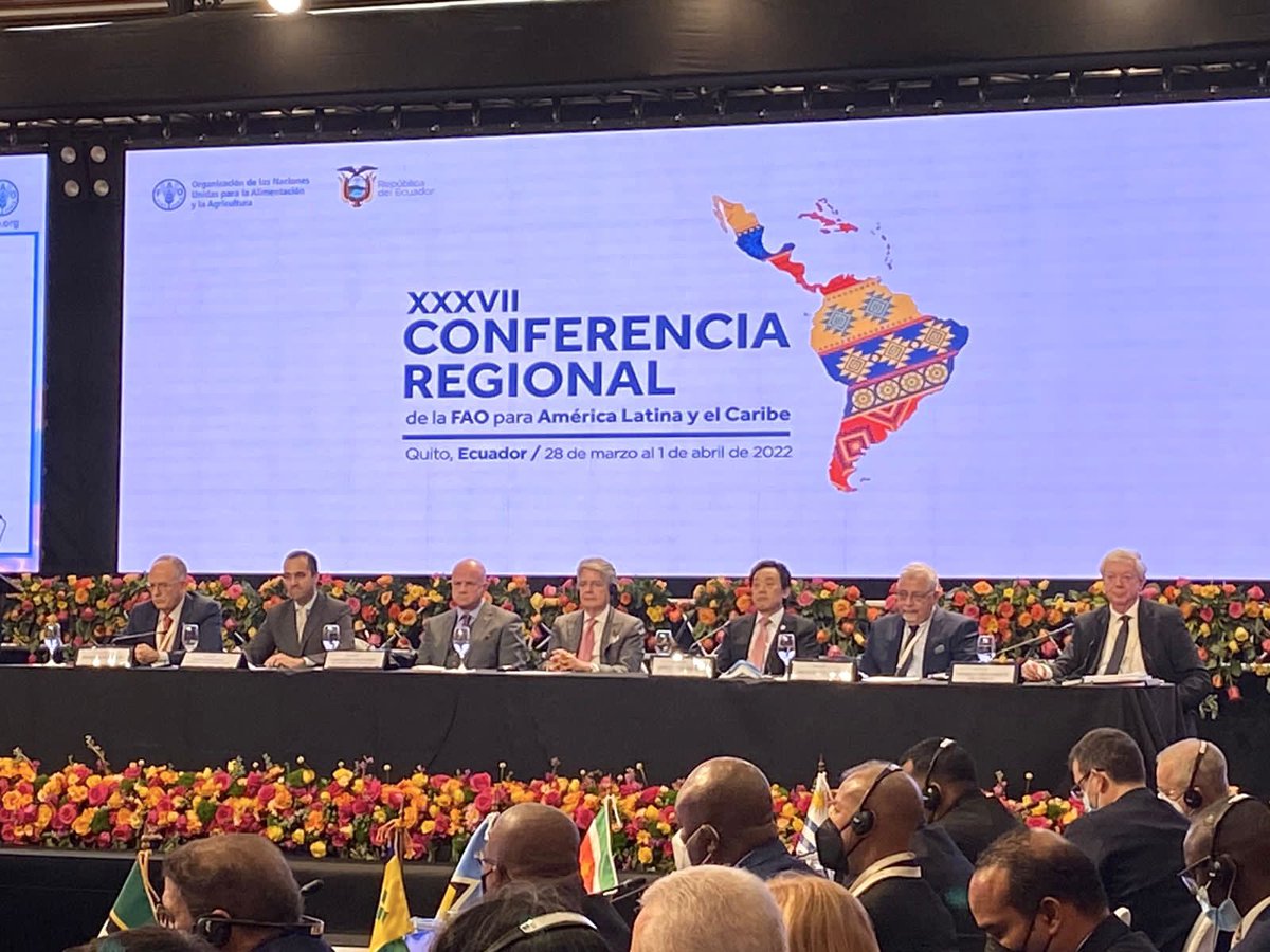 CEIPA_Ecuador's tweet photo. #CEIPATeCuida 🐟🚢🇪🇨 Después de 73 años, Ecuador es sede de la 37° #ConferenciaFAOAméricas, el mayor foro político de la alimentación y agricultura de la Región. #CEIPA participa en la inauguración de este evento que contó con la presencia del presidente @LassoGuillermo. https://t.co/l1wRvg16NA