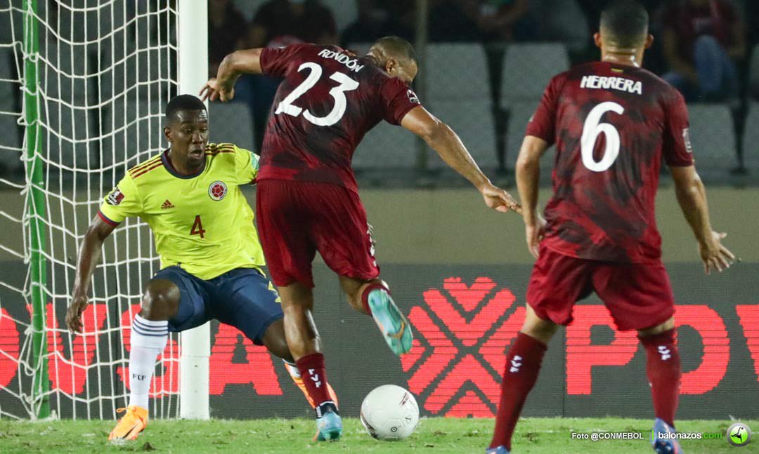 amarcanopsuv's tweet photo. Dimos lo mejor muchachos de la @SeleVinotinto Ahora es qué hay fútbol en Venezuela . Nosotros en Bolívar estamos listos para seguir recibiéndolos . Esta es su casa !!! @NicolasMaduro @FVF_Oficial @pinfantea @TareckPSUV @MervinMaldonad0 @delcyrodriguezv https://t.co/4JSPalGTGm