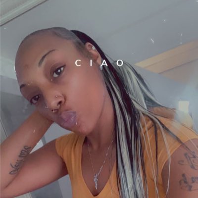 HunNyBee003's tweet photo. #NewProfilePic https://t.co/mMNluW7mmN