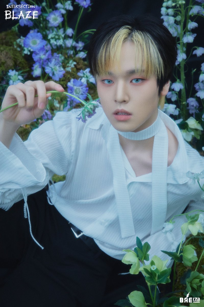 HDPocketdolzPh's tweet photo. [⚡]⠀
⠀
BAE173 3rd Mini Album⠀
[INTERSECTION : BLAZE]⠀
CONCEPT PHOTO A

#도현 #DOHYON
⠀
2022.03.30 6PM(KST)⠀
⠀
#BAE173 #비에이이173⠀
#INTERSECTION_BLAZE https://t.co/Qpjle9crh0