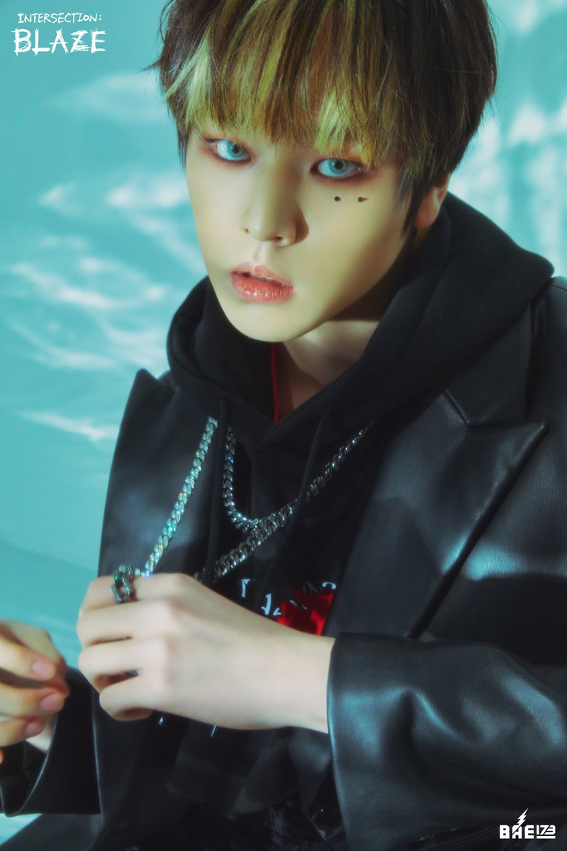 HDPocketdolzPh's tweet photo. [⚡]⠀
⠀
BAE173 3rd Mini Album⠀
[INTERSECTION : BLAZE]⠀
CONCEPT PHOTO B
⠀
#도현 #DOHYON
⠀
2022.03.30 6PM(KST)⠀
⠀
#BAE173 #비에이이173⠀
#INTERSECTION_BLAZE https://t.co/0WSBlNV7Ri
