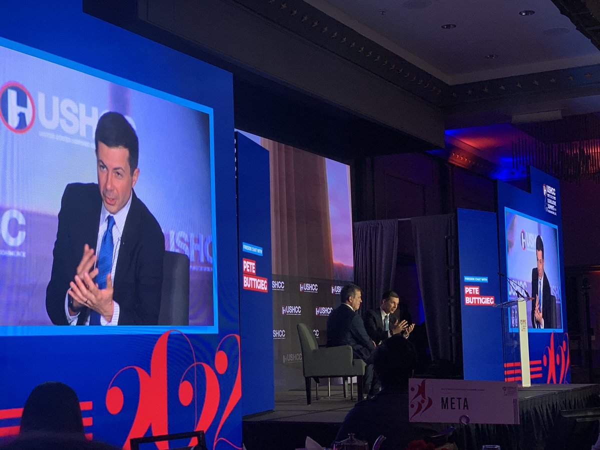 KeniaZamarripaV's tweet photo. .@PeteButtigieg sharing about the role of transportation in ensuring equity and economic strength in our community. @USDOT priorities?:
Safety, economic strength (incl. supporting supply chains), equity and climate. https://t.co/jKlAz3hl2P