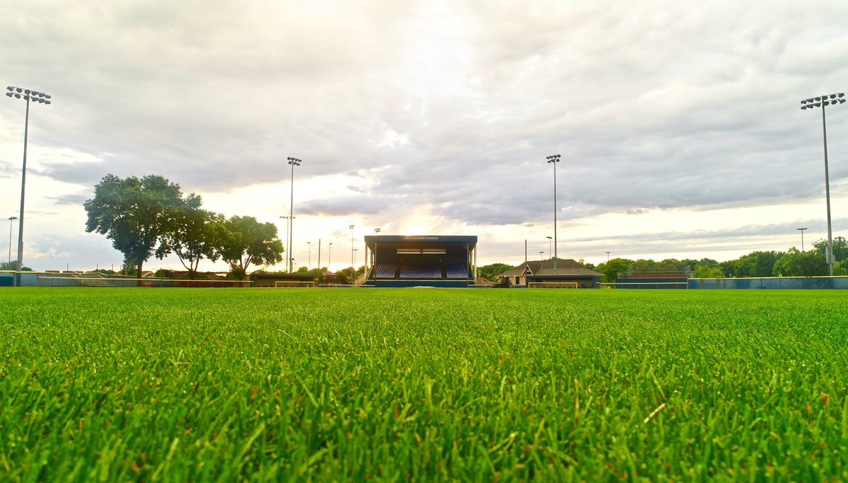 JSchlepStadium's tweet photo. This #SmoothCut brought to you last season by the sharp blades of @duane_slaughter... (He's probably sharpening them again right now in preparation for the 2022 Baseball Season at "The Joe"!!! https://t.co/uyJQr4QnM5