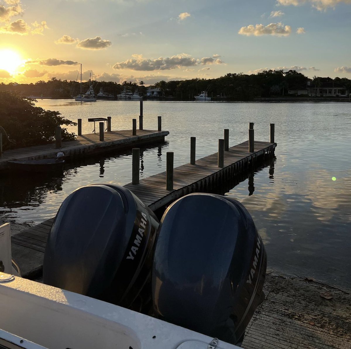 tworiversboats's tweet photo. Hit the water first thing this morning on this Grady White so we could troubleshoot some running issues! 🔧
•
•
•
#tworiversboatworks #mercurymarine #mercuryoutboards #yamaha #yamahaoutboards #suzuki #suzukioutboards #tohatsu #tohatsuoutboards #outboards #outboardrepair https://t.co/F9kB3ktgeG