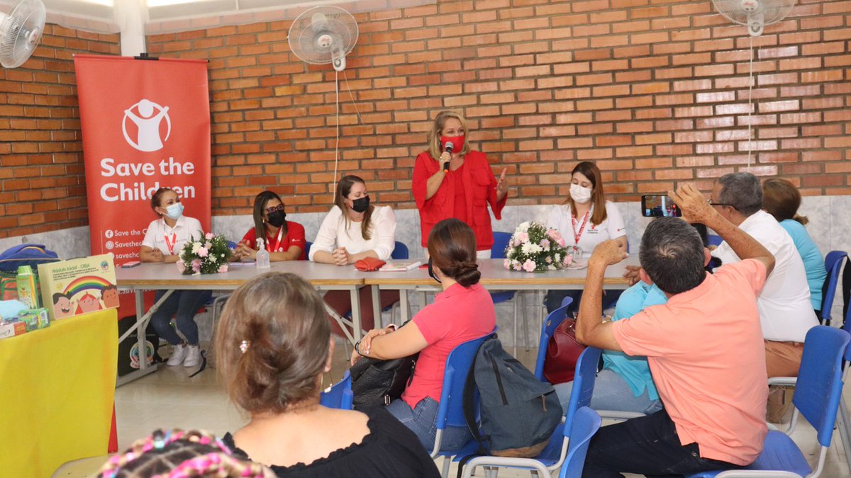 savechcolombia's tweet photo. #Cúcuta | Oportunidad, transformación, esperanza, futuro y derecho, fueron algunas de las palabras con las que estudiantes, docentes y cuidadores definieron la #educación, uno de los pilares que apoya @CanadaColombia en la zona fronteriza. 

@DevCanada 
@MarianickT https://t.co/EVS1Y4g8rL