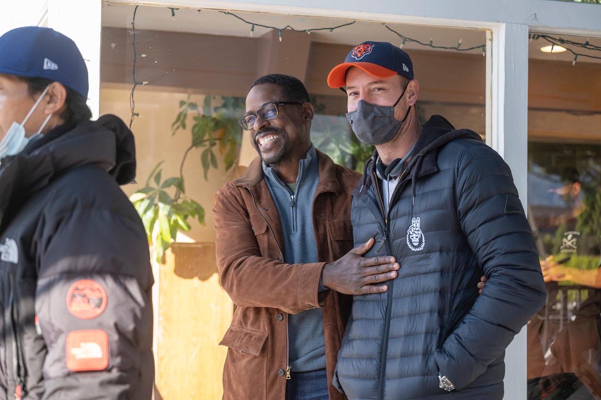 Justin Hartley tweet media