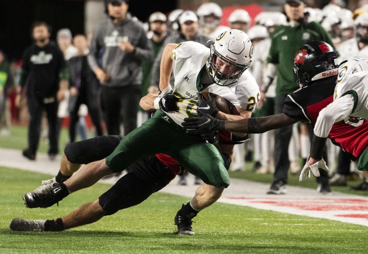 Someone is gonna get a steal in Gretna (<a href="/Boosters_Dragon/">Dragon FB Boosters</a>) 2023 WR Joe Roll. 

•Deceptive route runner 
•Not afraid to get physical downfield
•Build-up speed to track down vertical throws
•Plays bigger than his listed height