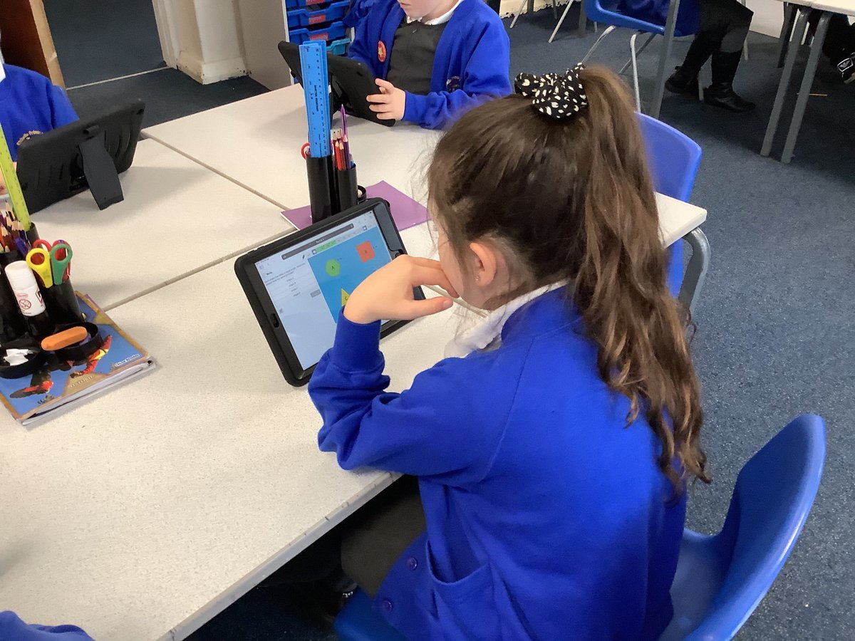 EtchellsPS's tweet photo. Some fantastic Learning By Questions work on perimeter today in year 3 #learningbyquestions #etchellsprimaryschool #year3 https://t.co/ylPrOqInYB