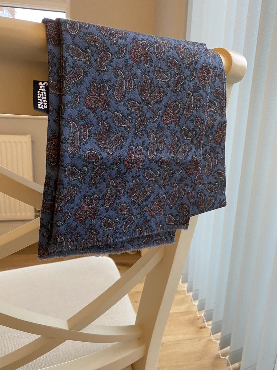 Britpopmemories's tweet photo. Lovely new scarf from @supernova_scarf 

They’re sadly closing down so grab a bargain while you can at https://t.co/XAekheMF0s? https://t.co/ksePMwq41e