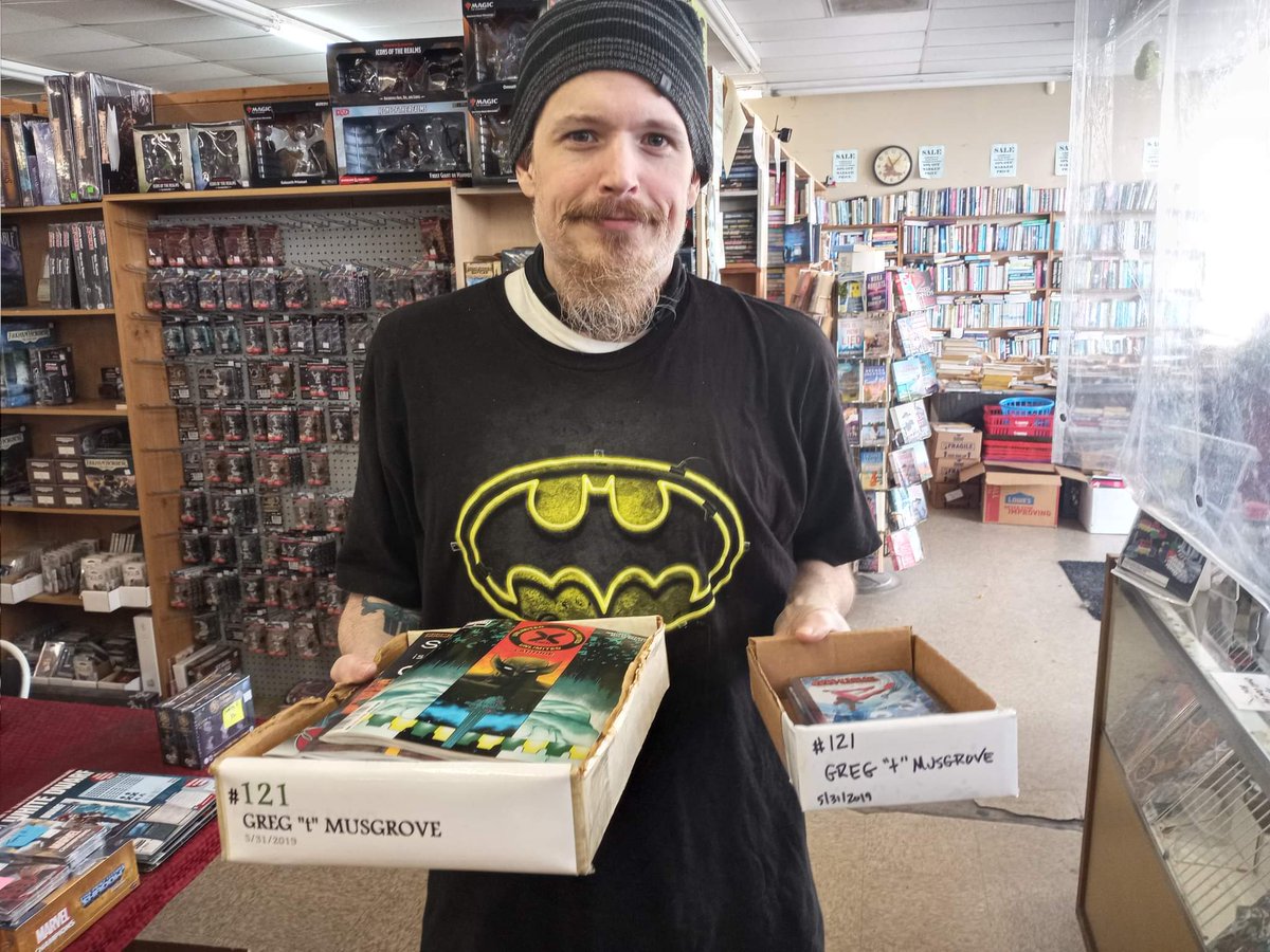palmettopunishR's tweet photo. So I walk in my LCS today & they hand my a lil box with my pull info. Then inside is all these lil comics. They say "paper shortage" & walk off. I died laughing. I swear I absolutely love my LCS! 🤣 #supportyourlocalcomicshop #comics #read #nerd #cbfc -Book Exchange Augusta GA https://t.co/uw5o2hbIDD