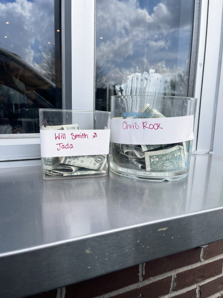 ansrichardsonnn's tweet photo. @Starbucks someone needs a raise https://t.co/ipihfGpPx7