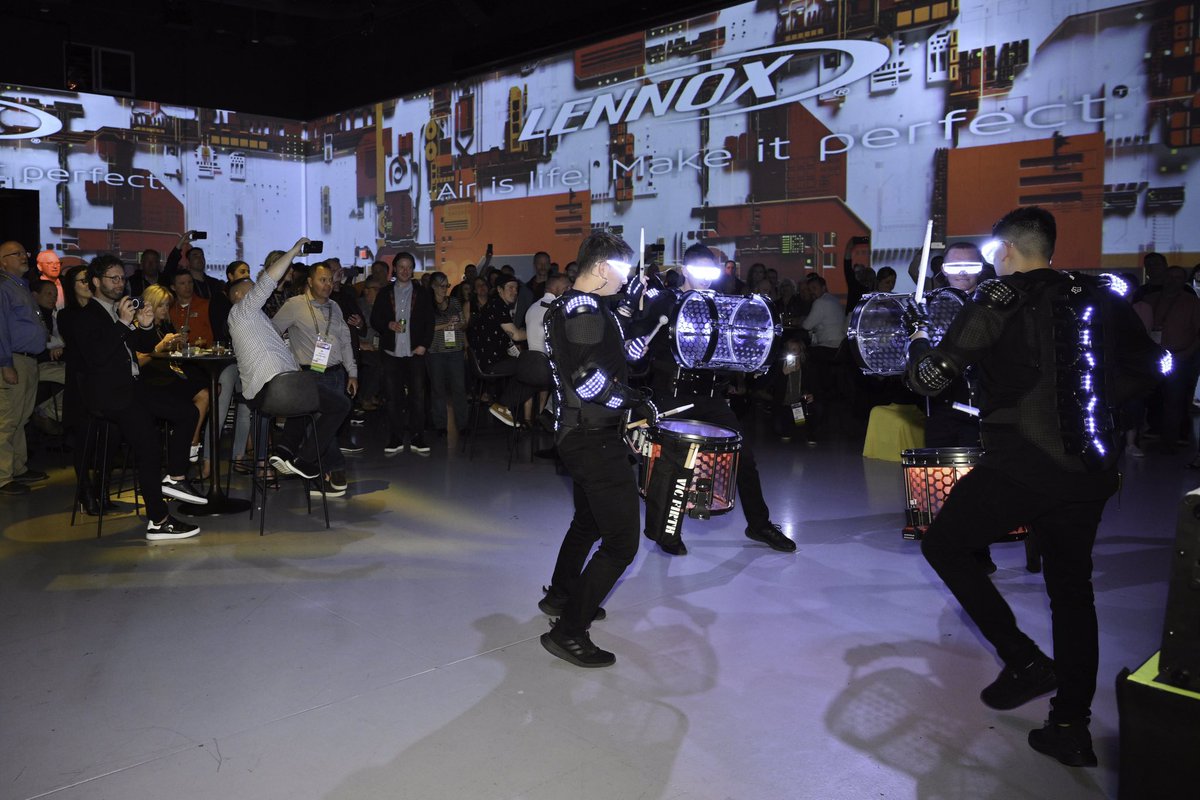 Quan_T_Nguyen's tweet photo. Kicked of #LennoxLIVE Vegas style last night celebrating our Premier Dealers! https://t.co/kT8srzpHp1