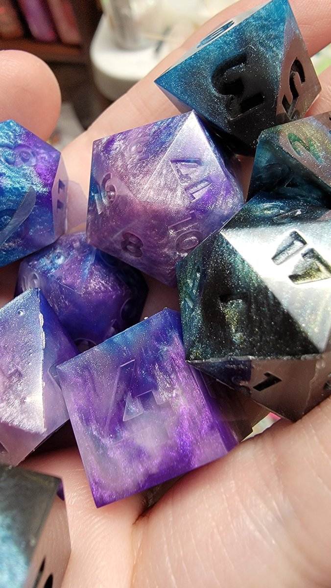 fancywings_'s tweet photo. Today's pull, fresh out of the pot- Soulseer and Fall as Rain!

two rainbow sets in the brand new pressure pot, which is holding steady at 42PSI and has been for the past few hours :D it's so nice to not have to babysit it ;; https://t.co/nUDhbFkPpK