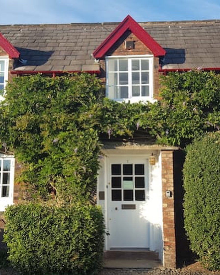 Tatton Stays tweet media