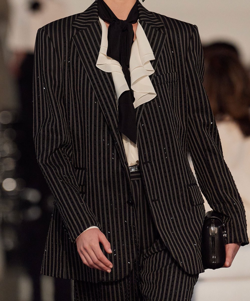 diorangxl's tweet photo. Ralph Lauren Fall 2022 RTW https://t.co/BWiaBA1h88