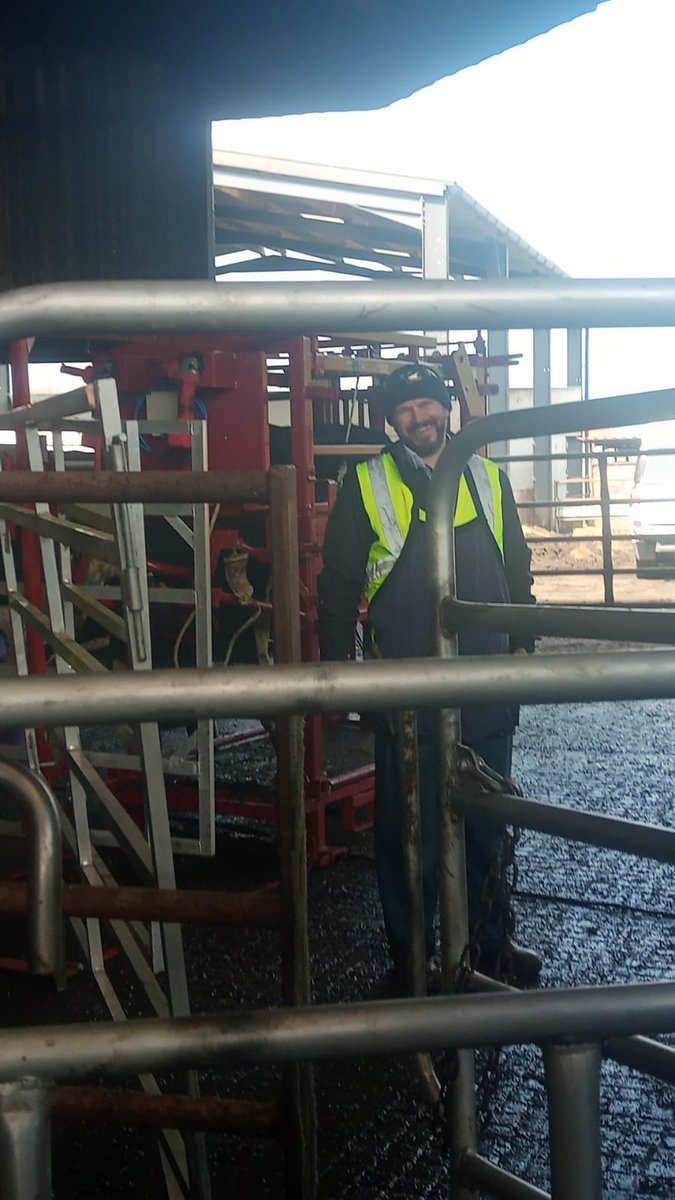 Day number 3 &amp; we’re out on farm putting the theory &amp; cadaver work into practice on our #Level4 course.

We’ve already got more dates planned so email us on info@hoofcarestandards.co.uk to make sure you hear about them first. 

#hooftrimming #healthyfeet #RQFqualified