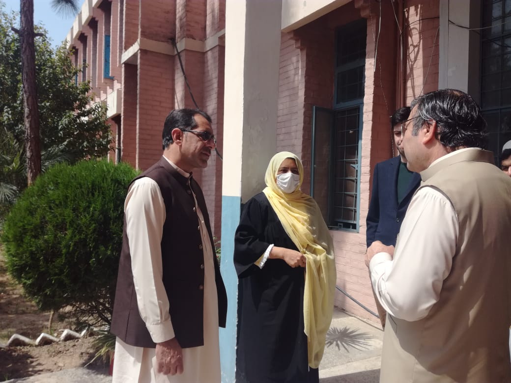 SenatorAyub's tweet photo. Visit WWFGSS schools at Swabi to evaluate the standards of education being imparted among children of workers. I've ensured the administration all kinds of support and resolution of their demands to enhance the quality of facilities being provided in these institutes. https://t.co/ocX9j8HcIs