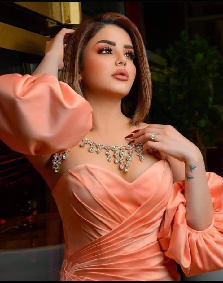 وكم هو أنيق قلبي 💚؛؛؛؛
حين اختارك أن تكون نبضا له؛؛؛😍