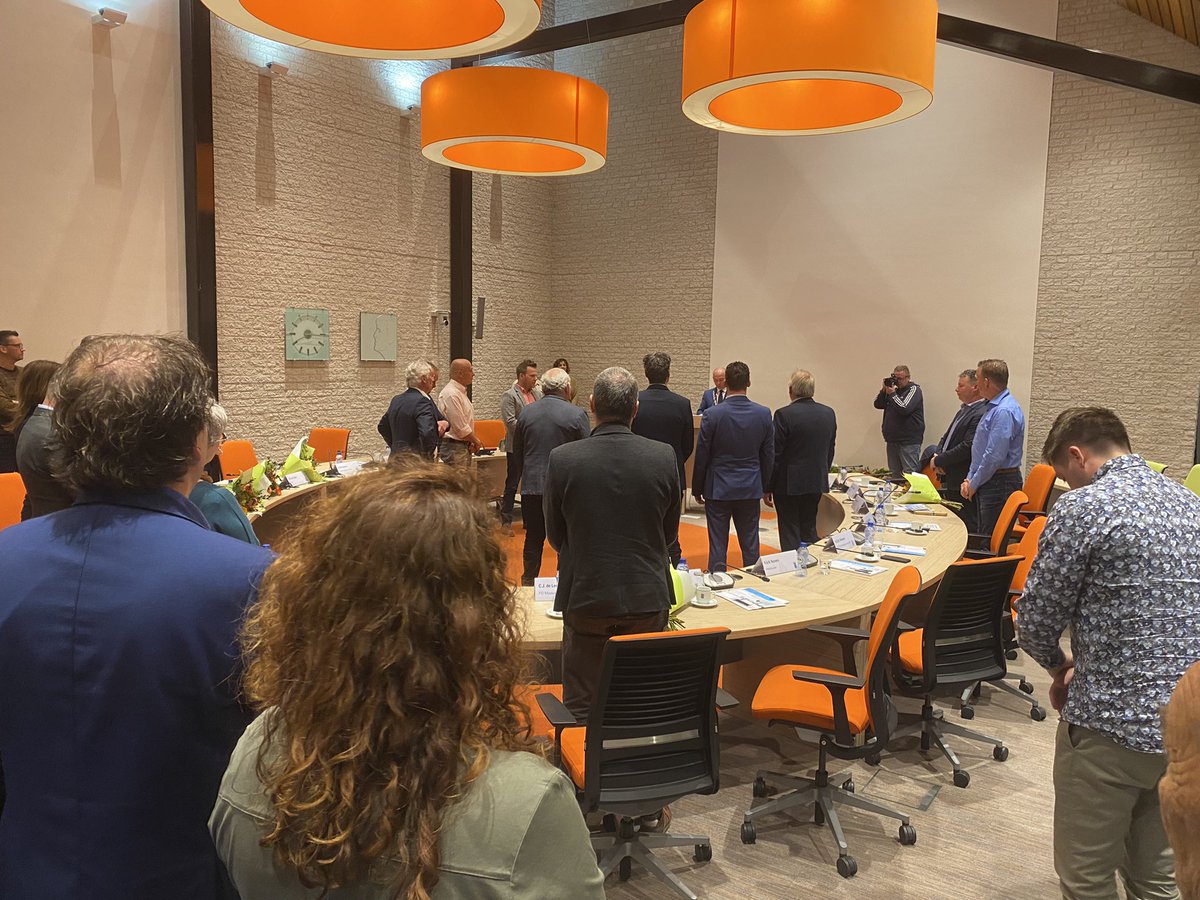 Vanavond zijn de nieuwe raadsleden van de gemeente West Maas en Waal geïnstalleerd. Heel veel succes de komende periode.