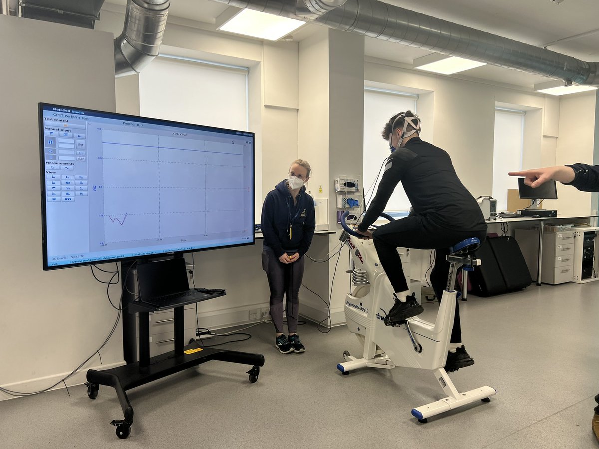 EmmaLoren_FE's tweet photo. Excellent day at @AngliaRuskin today with our @N_HertsCollege Sports &amp; Exercise Science students, getting a taster of University life. 💪🏻🧑‍🔬🚴 https://t.co/4ByoGENVjX
