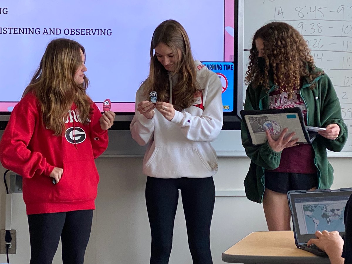 MsVillalpando1's tweet photo. Weโve started Romeo and Juliet! Today Ss performed their own renditions of the Prologue. ๐ญ๐ฌ @APSMidtown #APSLIT @BockmanBetsy https://t.co/qy9JdUR1mg