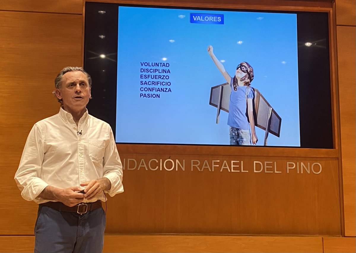adiezplus's tweet photo. @jacoboparages comparte varias claves: ACTITUD, ACEPTA Y ADÁPTATE AL CAMBIO, RODÉATE De buenas personas , PRIORIZAR BIEN, SAL D TU ZONA DE CONFORT, AUTOMOTÍVATE, COMUNICA BIEN, SÉ AGRADECIDO, SÉ HUMILDE,  COMPROMÉTETE, TRANSCIENDE y vive tus VALORES @frdelpino https://t.co/klfPUIBgEH
