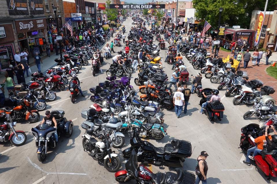 AmySGilroy's tweet photo. Motorcycle Audio Keeps Revving! ๐
Motorcycle audio sales have steadily climbed over the past several years and continue to gain a larger share of suppliersโ 12 volt sales.
Read more: https://t.co/WmPLzsFCeY
#ceoutlook #caraudio #motorcycleaudio #12volt #12voltindustry https://t.co/hawdal3oJM