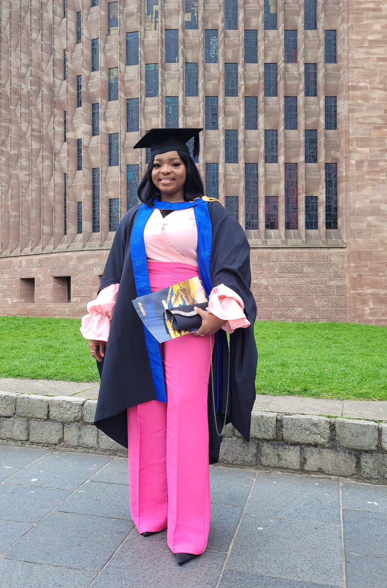 temitopedesh's tweet photo. And then I graduated 💃💃💃💃🎉🎉🎉🎉
MSc in the bag https://t.co/Z6CAT6YWU0