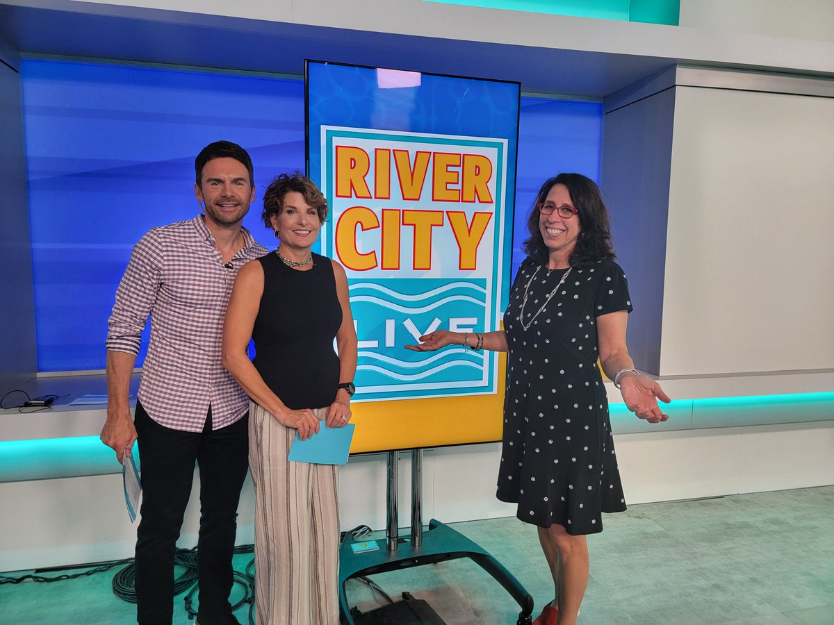 angelaspearscom's tweet photo. Just another fabulous day for #ASCommuncation! Thanks @RiverCityLiveTV for having @DonnaOrender share details about #GenerationW! #PowerOfYourVoice https://t.co/v15cdcyjrV