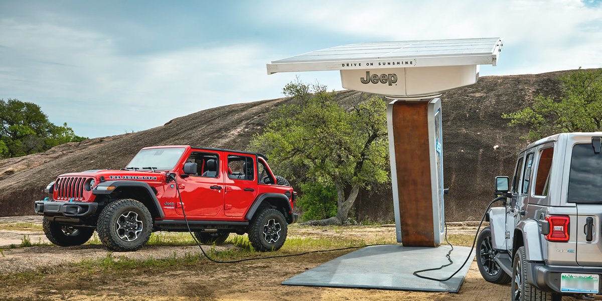 FuccilloDodge's tweet photo. Harnessing the power of the sun, the Jeep® Brand is installing solar-powered charging stations on key trails in the U.S. so you can get a full charge before taking on the trails. https://t.co/3Vtm7sGHRZ